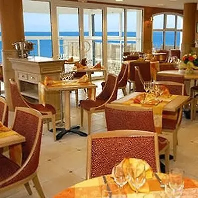 Western Alexandra Hotel 4*